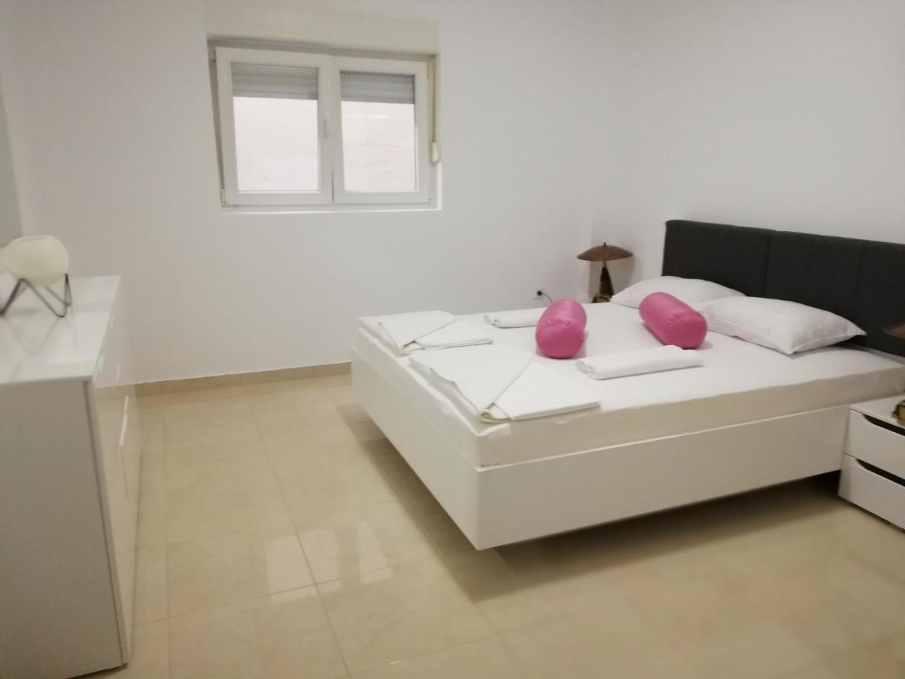 Apartamento Bellissimo Herceg Novi Exterior foto